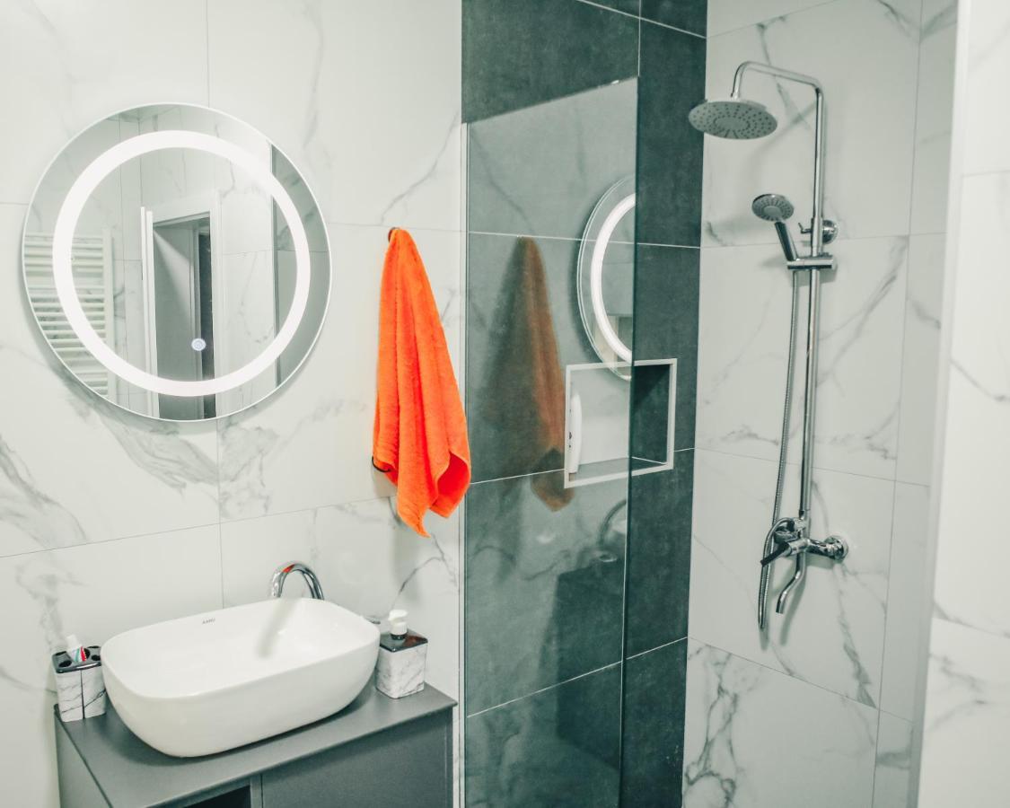 Parta Apartment Пристина Екстериор снимка